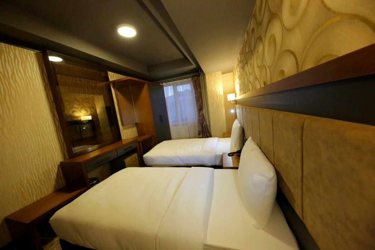 Taht Palace Hotel Van Bagian luar foto