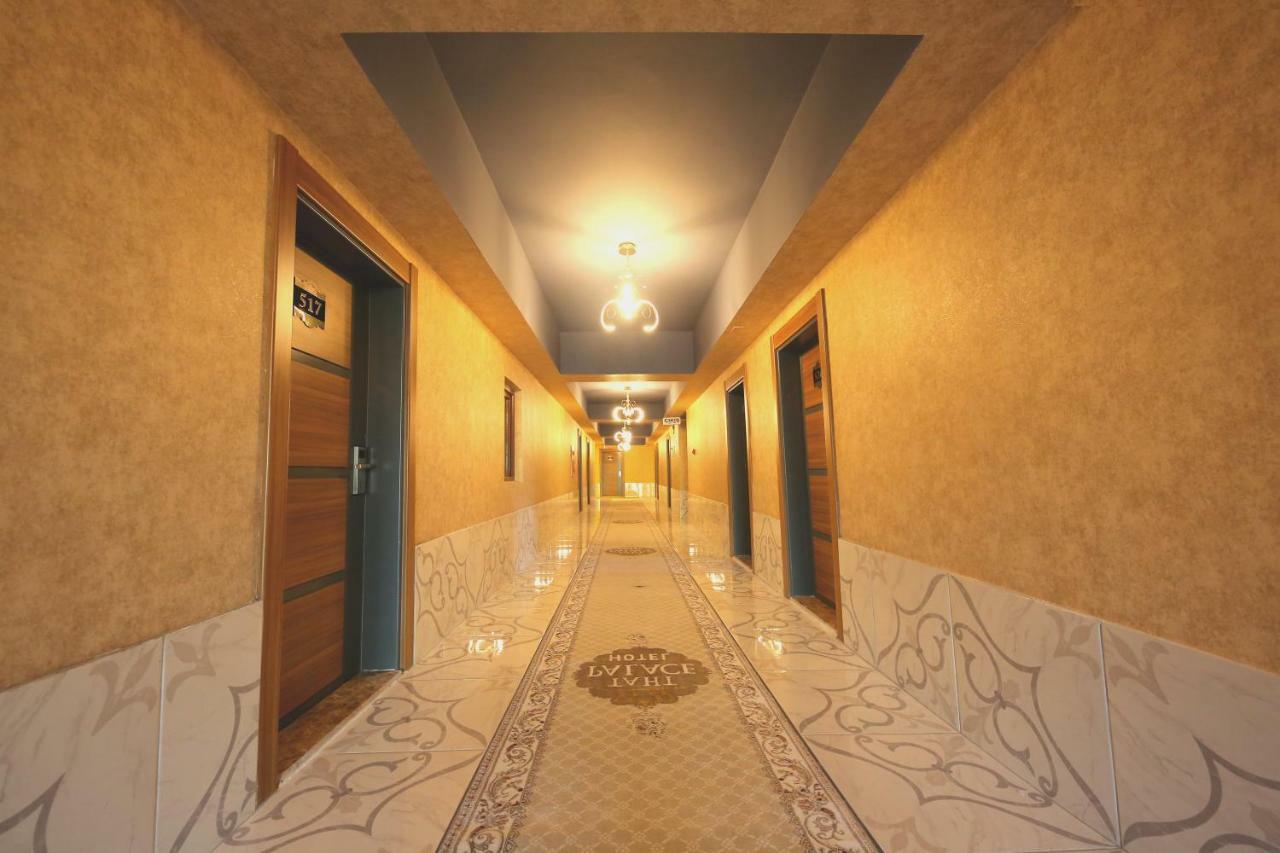 Taht Palace Hotel Van Bagian luar foto