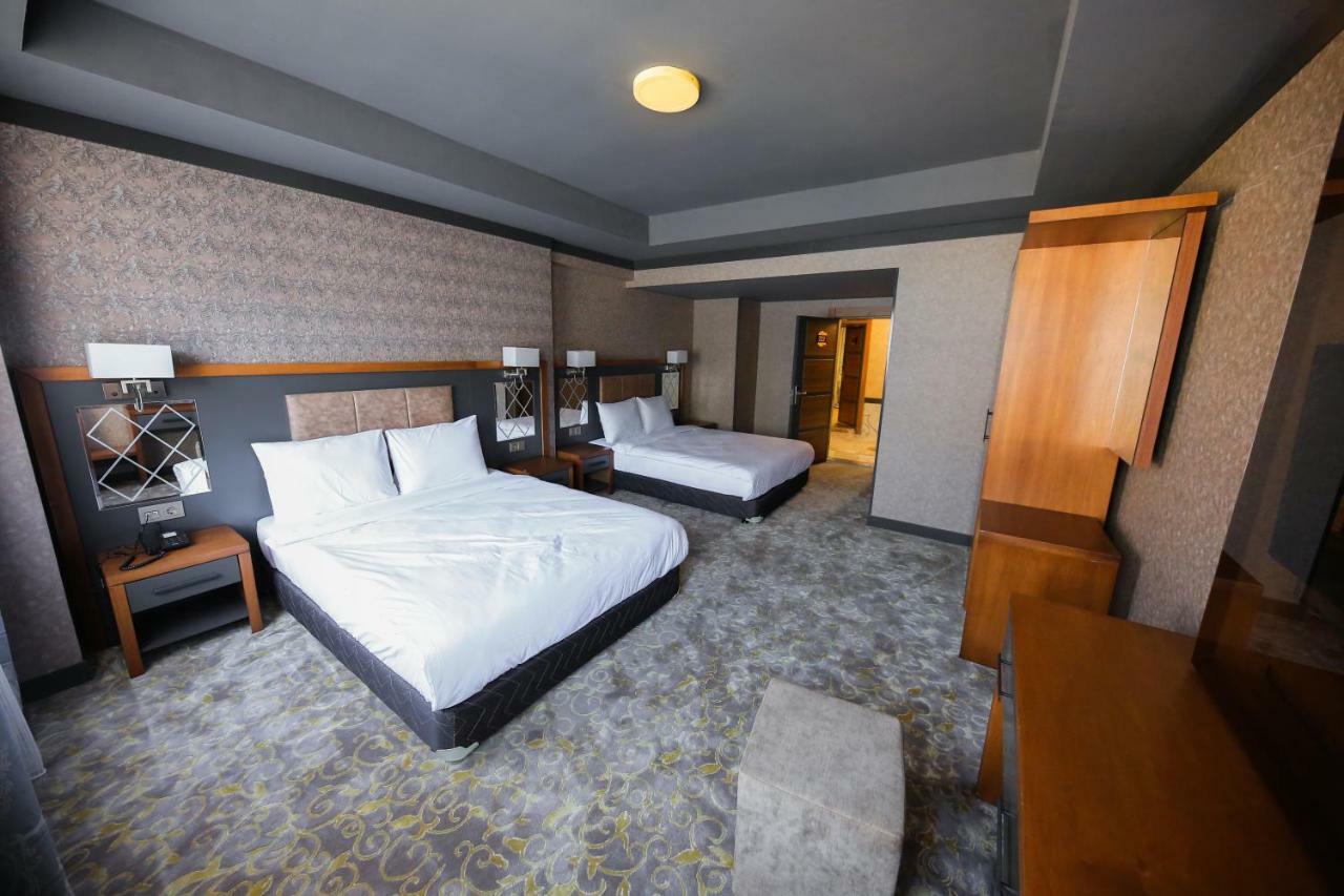 Taht Palace Hotel Van Bagian luar foto